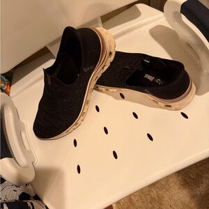 Skechers Kids Black Slip-On Glitter Casual Sneakers with Cream Outsole